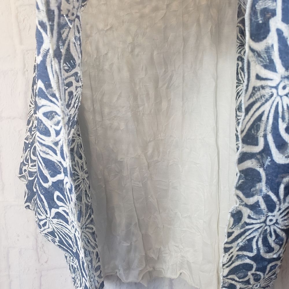 VINTAGE VINE STREET Floral Overlay Flowy Top XL - Picture 2 of 7